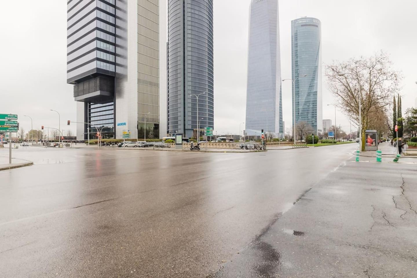 Apartamento Moderno En La Castellana Cerca 4torres